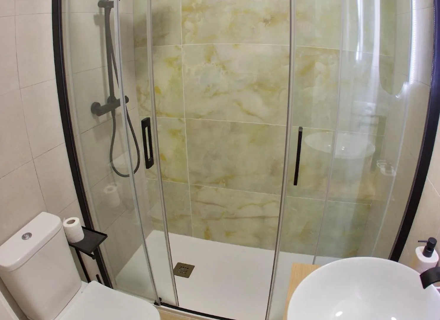 Victoria 75 Luxury Apartment Malaga